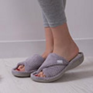 Textured Popcorn Turnover Mule Slippers Pale Grey 6