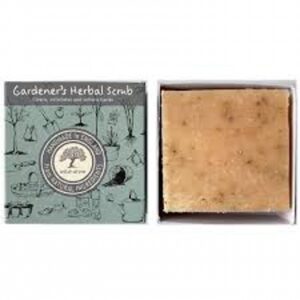 50G Gardeners Herbal Scrub Bar