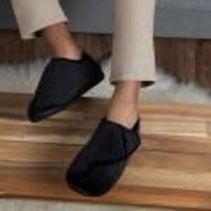 Velour Closed Back Slippers Navy Check 11