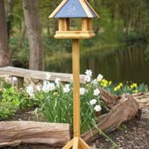 Bedale With Etching  Bird Table