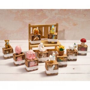 Fondant Fancy Keepsake Polyresin Orna